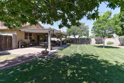 914 E Monona Dr, Phoenix, AZ 85024 photo 2