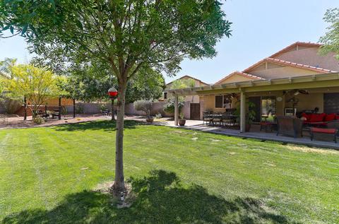 914 E Monona Dr, Phoenix, AZ 85024 photo 1