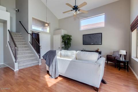 1347 N Thunderbird Ct, Gilbert, AZ 85234 photo 4