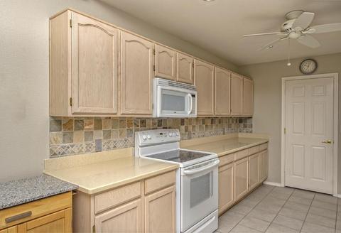 916 E Renee Dr, Phoenix, AZ 85024 photo 9
