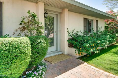 3819 E Laurel Ln, Phoenix, AZ 85028 photo 3