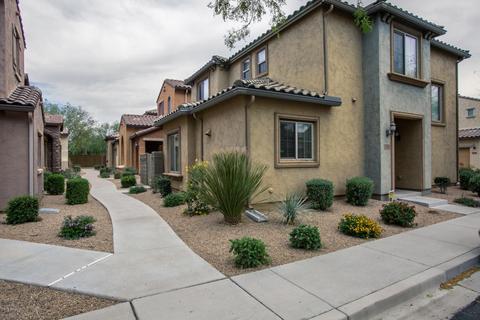 3942 E Cat Balue Dr, Phoenix, AZ 85050 photo 8