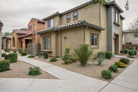 3942 E Cat Balue Dr, Phoenix, AZ 85050 photo 1