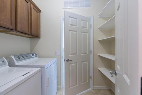 3942 E Cat Balue Dr, Phoenix, AZ 85050 photo 14