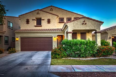 3467 E Liberty Ln, Gilbert, AZ 85296 photo 2
