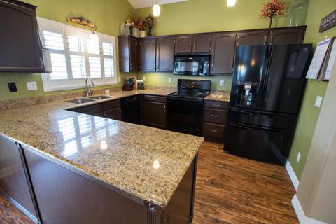 374 E Sagebrush St, Gilbert, AZ 85296 photo 16