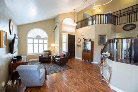 374 E Sagebrush St, Gilbert, AZ 85296 photo 8