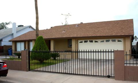 4324 E Darrel Rd, Phoenix, AZ 85042 photo 1