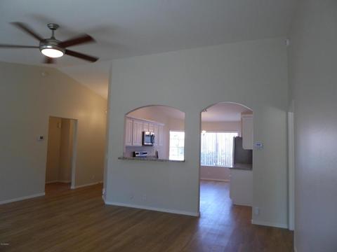 917 E Gary Ln, Phoenix, AZ 85042 photo 3