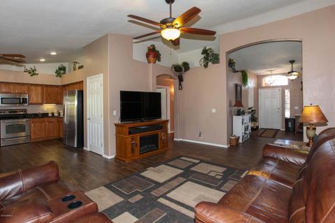 2206 E Devon Ct, Gilbert, AZ 85296 photo 6