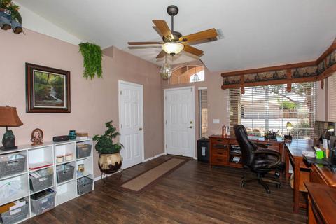 2206 E Devon Ct, Gilbert, AZ 85296 photo 2
