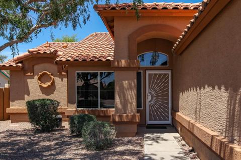 2206 E Devon Ct, Gilbert, AZ 85296 photo 1