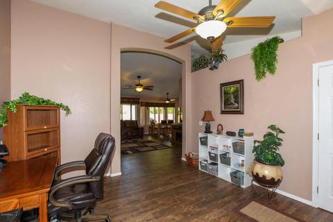 2206 E Devon Ct, Gilbert, AZ 85296 photo 4