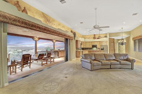 1109 E Paint Your Wagon Trl, Phoenix, AZ 85085 photo 16