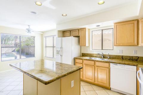 726 E Kyle Dr, Gilbert, AZ 85296 photo 5