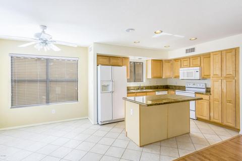 726 E Kyle Dr, Gilbert, AZ 85296 photo 4