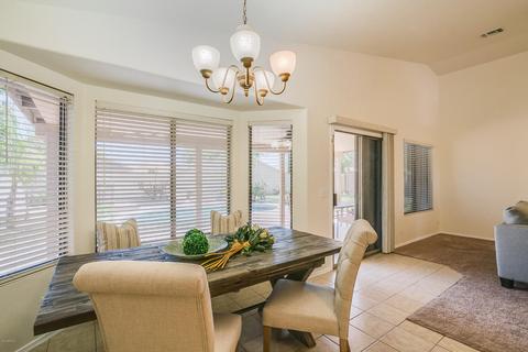 2241 E Manor Dr, Gilbert, AZ 85296 photo 9