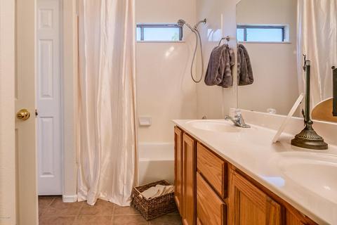 2241 E Manor Dr, Gilbert, AZ 85296 photo 21