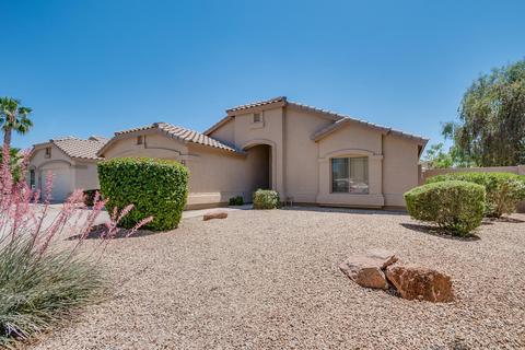 2241 E Manor Dr, Gilbert, AZ 85296 photo 1