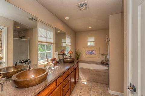 2942 N 48th Pl, Phoenix, AZ 85018 photo 10