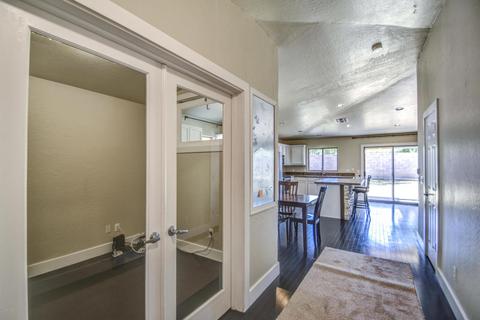 2555 E Morgan Ct, Gilbert, AZ 85295 photo 21