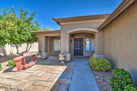 2555 E Morgan Ct, Gilbert, AZ 85295 photo 3