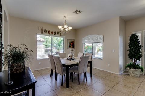 2786 E Crescent Way, Gilbert, AZ 85298 photo 8