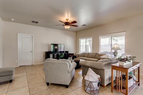 2786 E Crescent Way, Gilbert, AZ 85298 photo 10