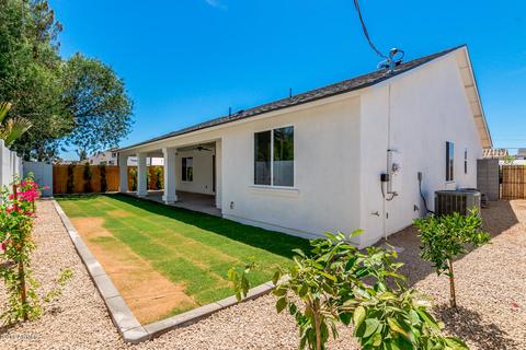 3738 Earll Dr, Phoenix, AZ 85018 photo 4