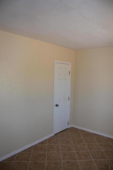1384 N Gold Dr, Apache Junction, AZ 85120 photo 3