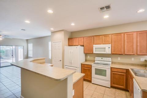 4475 E Sundance Ct, Gilbert, AZ 85297 photo 12