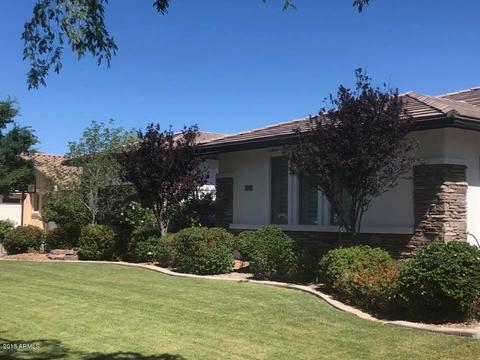 3092 E Comstock Dr, Gilbert, AZ 85296 photo 1