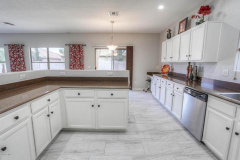 3758 E Betsy Ln, Gilbert, AZ 85296 photo 3