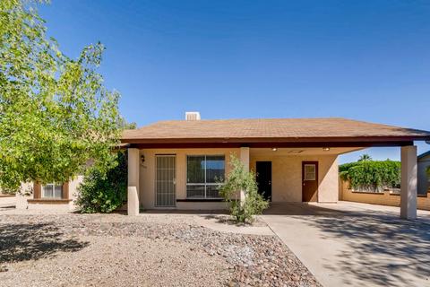 3033 N 79th Ln, Phoenix, AZ 85033 photo 1