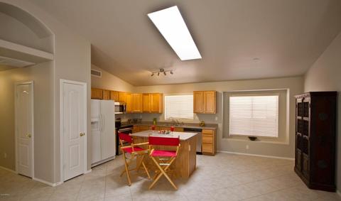4241 E Wescott Dr, Phoenix, AZ 85050 photo 7