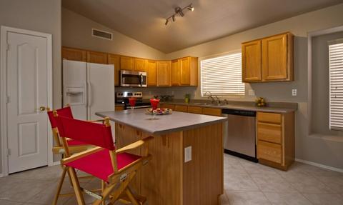 4241 E Wescott Dr, Phoenix, AZ 85050 photo 8