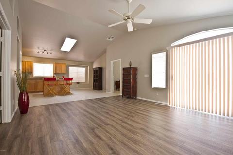 4241 E Wescott Dr, Phoenix, AZ 85050 photo 4