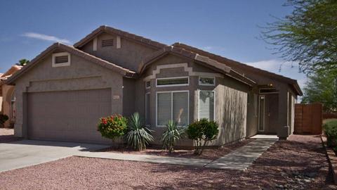 4241 E Wescott Dr, Phoenix, AZ 85050 photo 1