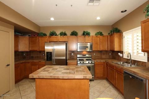 2753 E Schiliro Cir, Phoenix, AZ 85032 photo 4