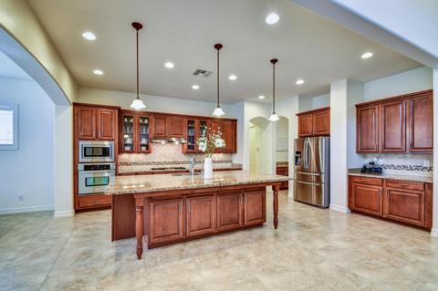 2812 E Harwell Rd, Phoenix, AZ 85042 photo 4