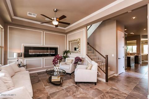 815 E Rawhide Ct, Gilbert, AZ 85296 photo 2