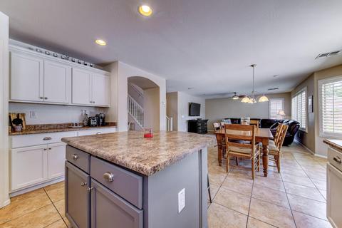 3985 E Los Altos Dr, Gilbert, AZ 85297 photo 12