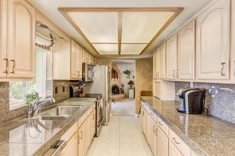 2836 E Claire Dr, Phoenix, AZ 85032 photo 10