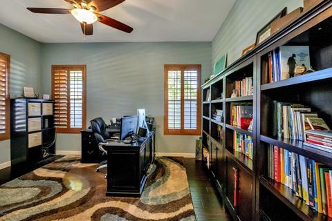 554 E Beauchamp Dr, Gilbert, AZ 85297 photo 5