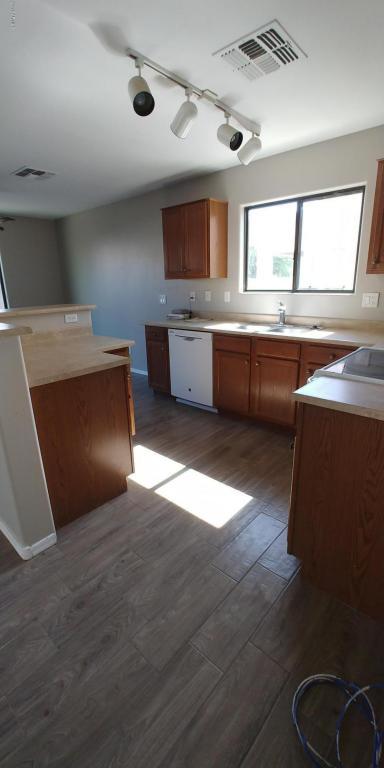 2255 E 28th Ave, Apache Junction, AZ 85119 photo 4