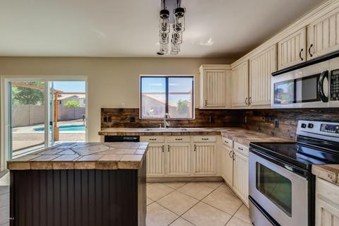 2115 E Patrick Ln, Phoenix, AZ 85024 photo 8