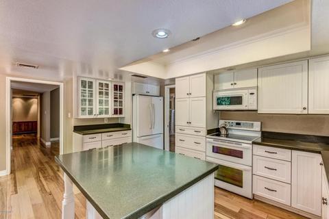115 Echo Ln, Phoenix, AZ 85020 photo 26