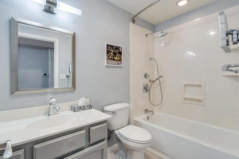 127 E Le Marche Ave, Phoenix, AZ 85022 photo 21