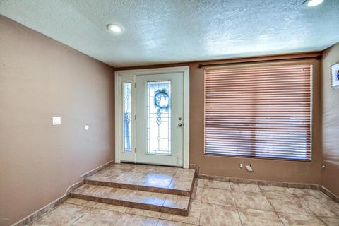 3028 N 79th Ln, Phoenix, AZ 85033 photo 7