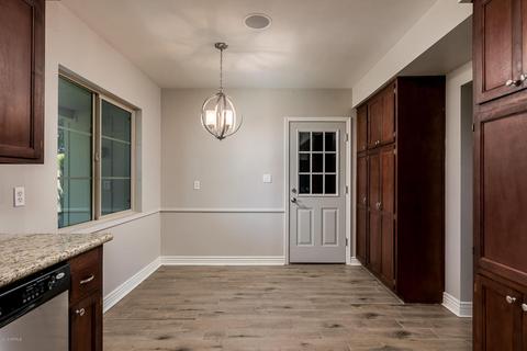 1501 E Berridge Ln, Phoenix, AZ 85014 photo 12